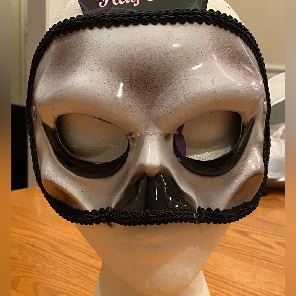 Venetian Half Skull Maskk